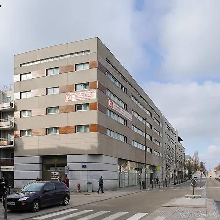 Apart-hotel Sejours & Affaires Ducs De Bretagne 2*